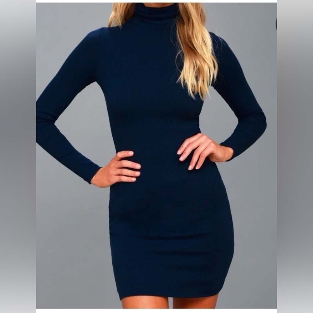 Lulu’s Midnight Blue high neck midi body-con dress. Great Style. Size Small.‌‌‌‍